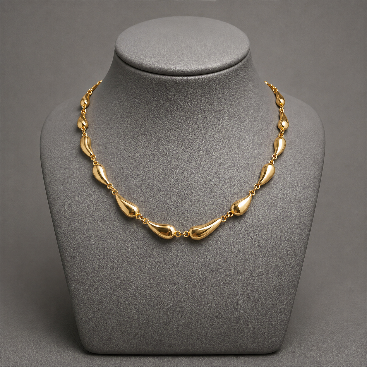 Sleek Teardrop Link Chain | Gold-Plated Contemporary Necklace