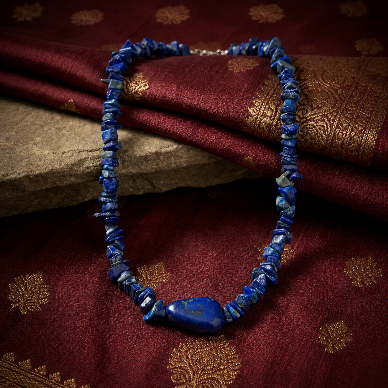 Natural Lapis Lazuli Chip Bead Necklace | Tumbled Center Stone