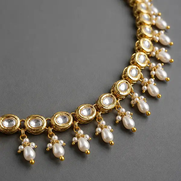 Elegant Handcrafted Kundan and Pearl Necklace Set