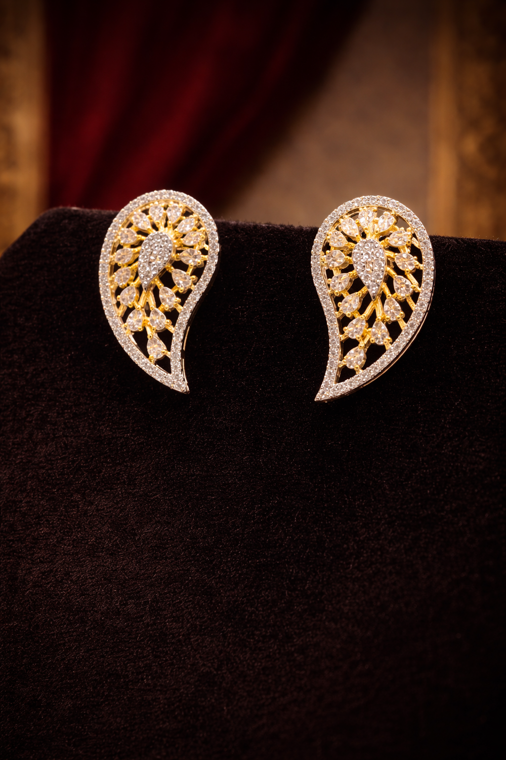 Modern Two Tone Leaf Cz Necklace And Earrings Set In 18K Gold Finish