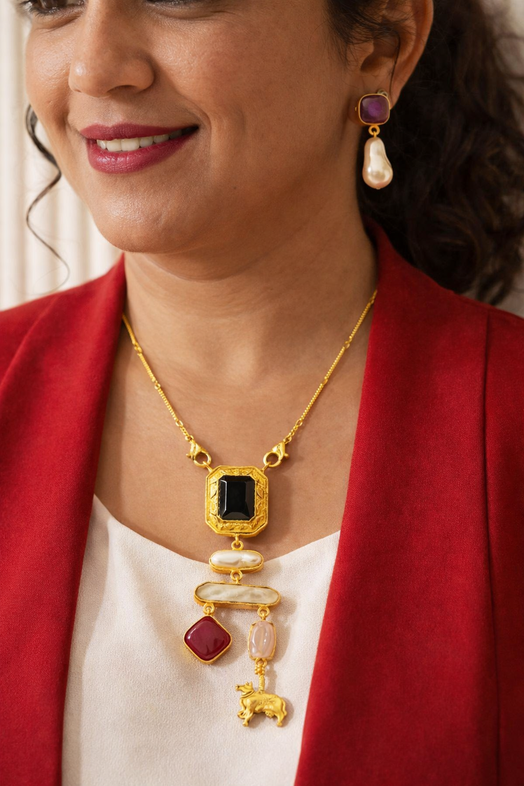 Multi Stone Gold Pendant Necklace Set With Baroque Pearl Drop Earrings